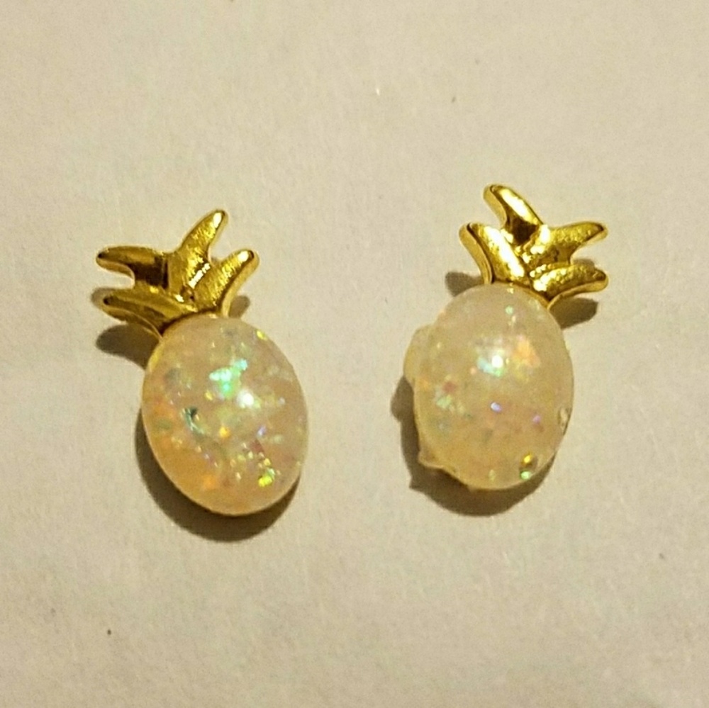 🍍24k Gold Plated Pineapple Opal Studs🍍 - Picture 2 of 3